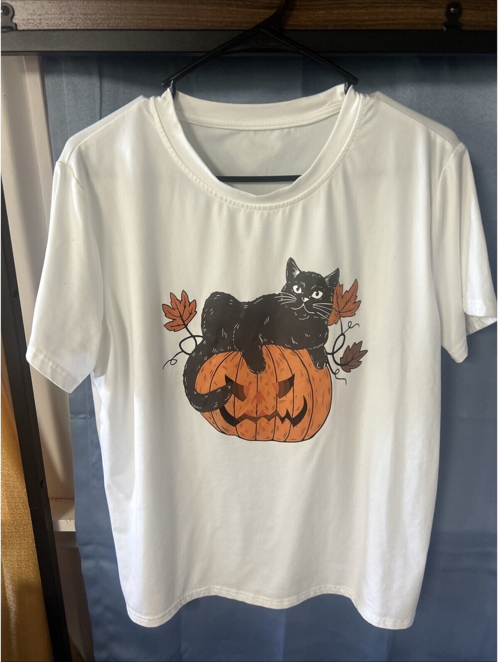 Black Cat And Pumpkin White Shirt Unbranded